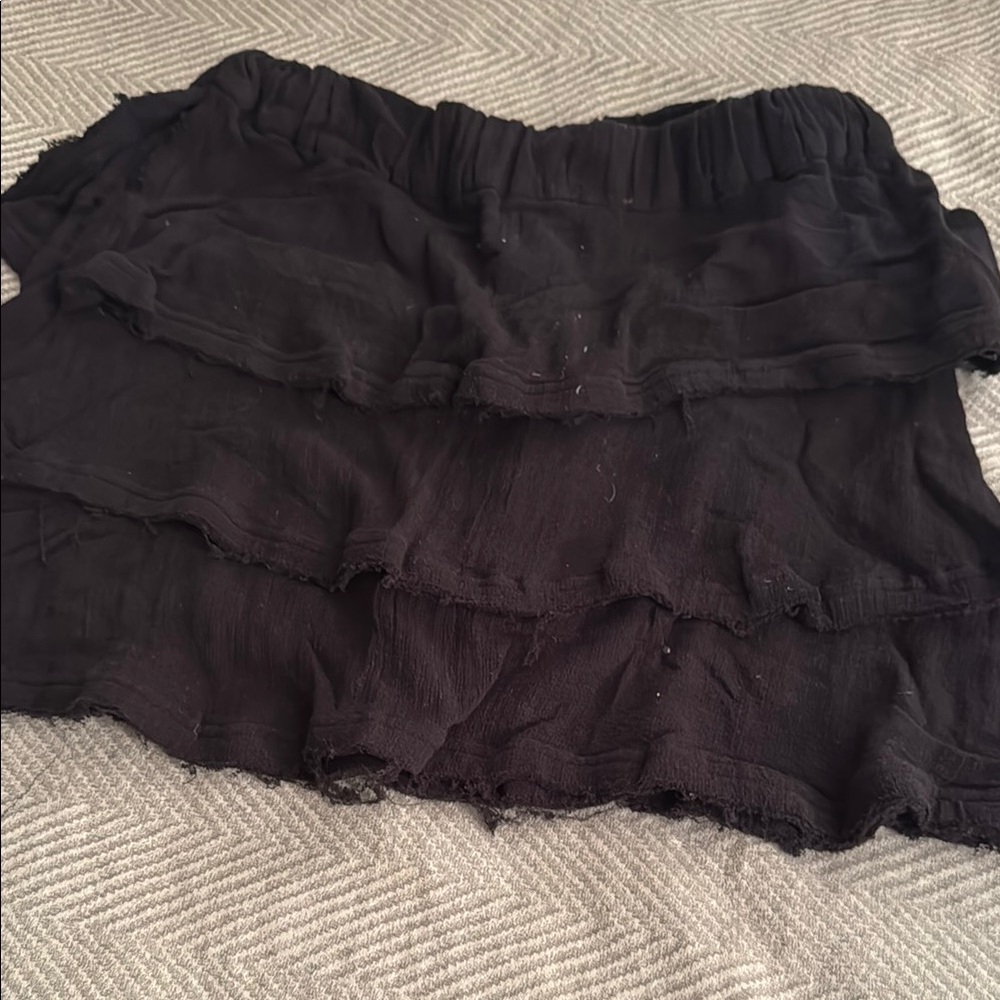 Chic Black Layered Skirt